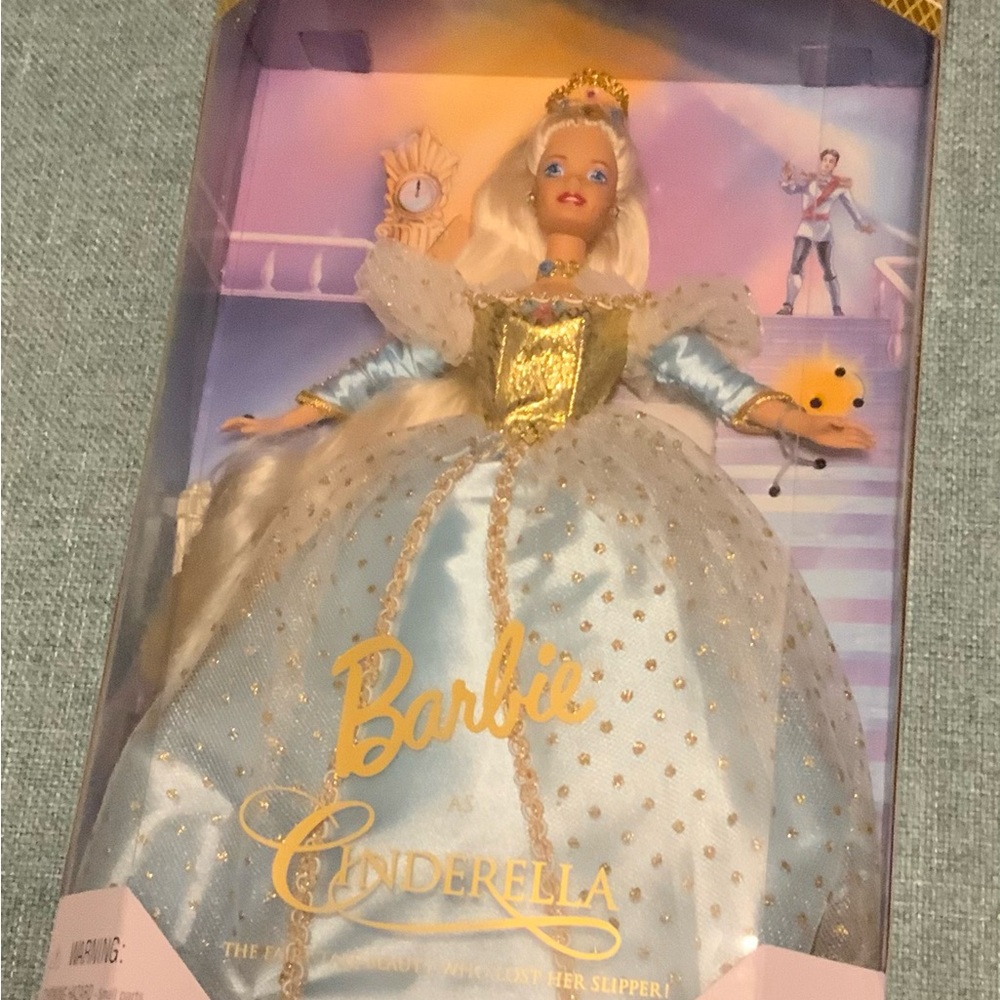 Vintage Barbie Cinderella Doll - 1996 Collector Edition #16900 new in box